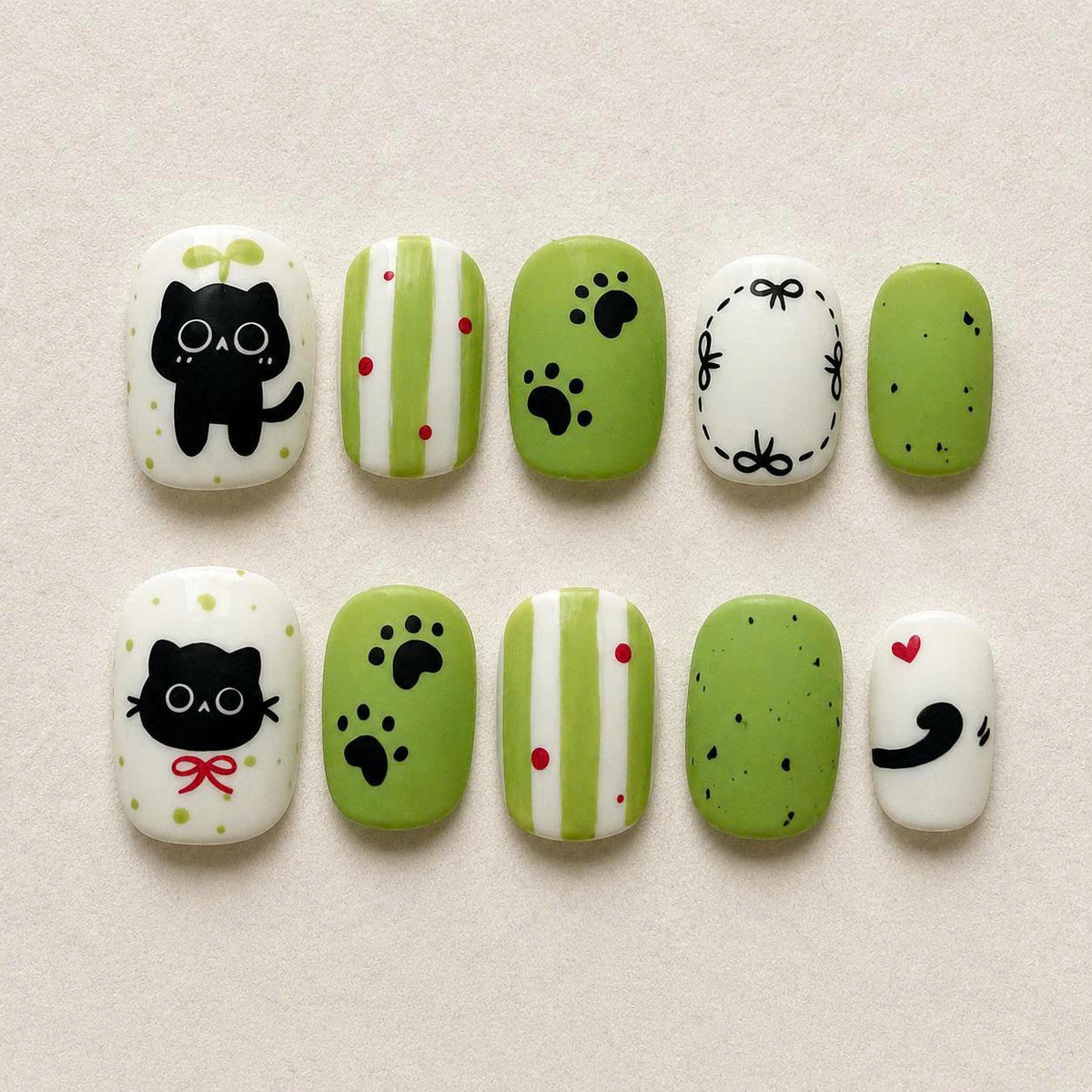 Green Short Press-On Nails – Cute Black Cat – Paw Print Details