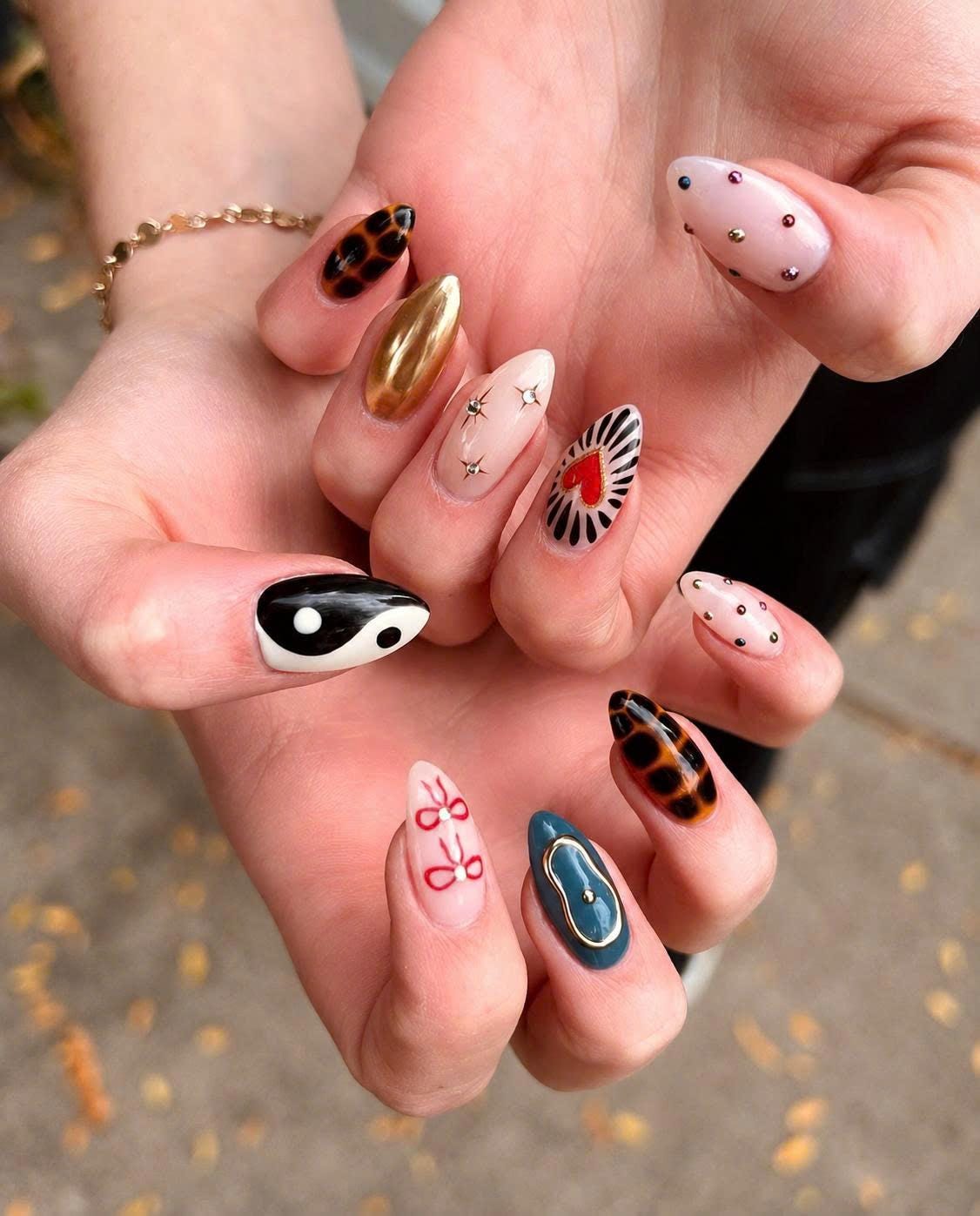 Trendy Mixed Design Press-On Nails – Tortoise Shell – Yin Yang