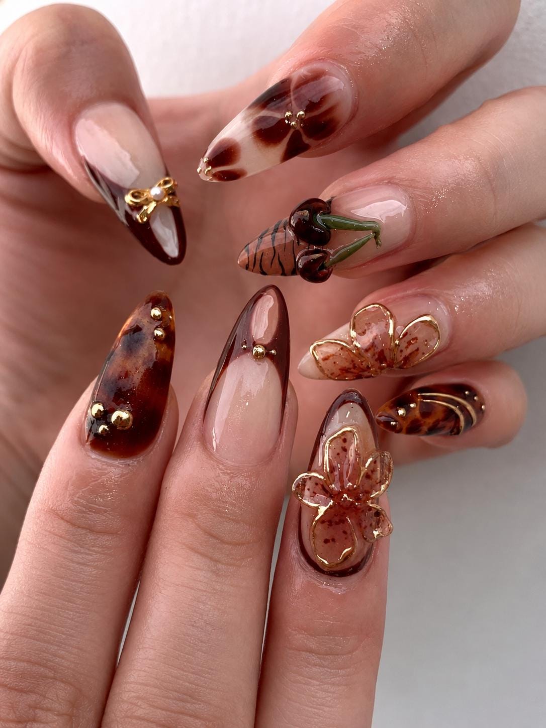 Tortoise Shell Press-On Nails – 3D Floral – Almond
