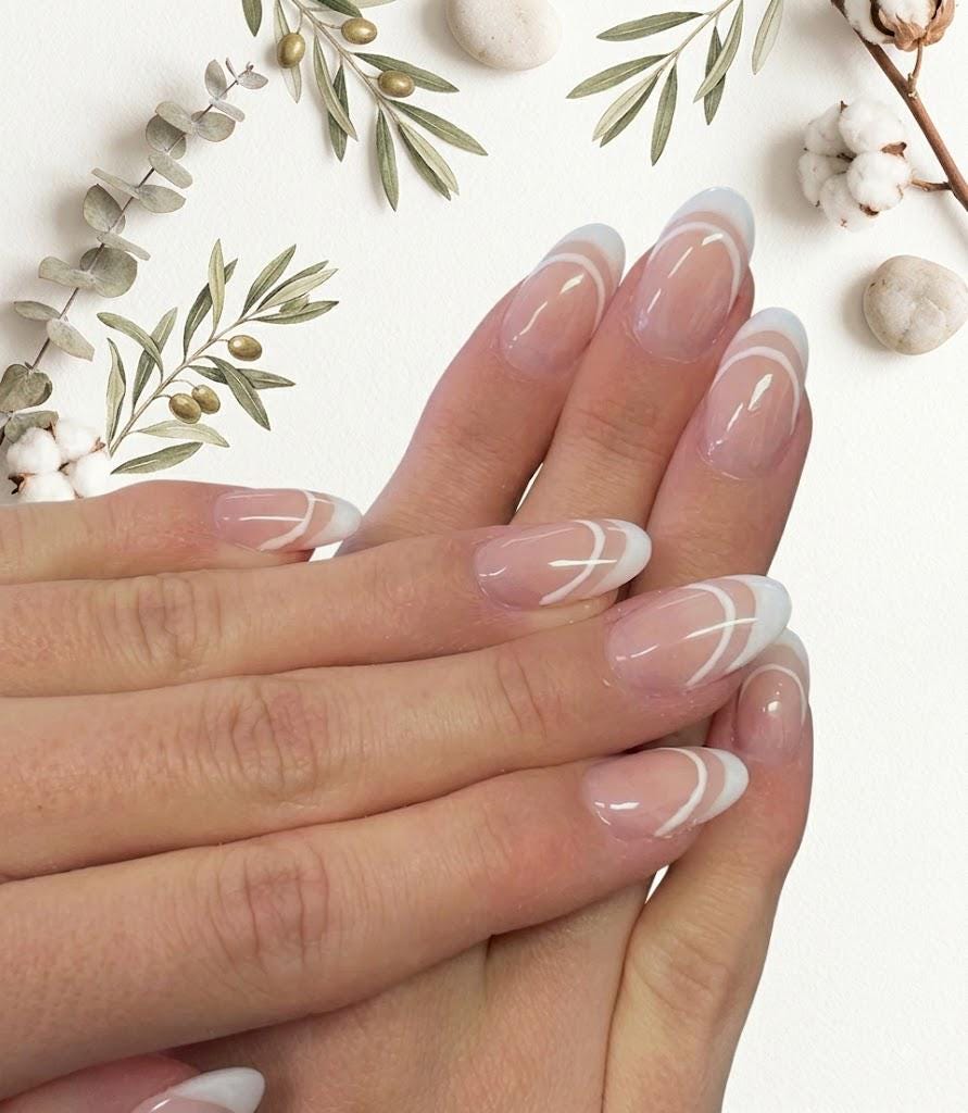 French Tip Press-On Nails – Nude Pink Almond – Double French Manicure