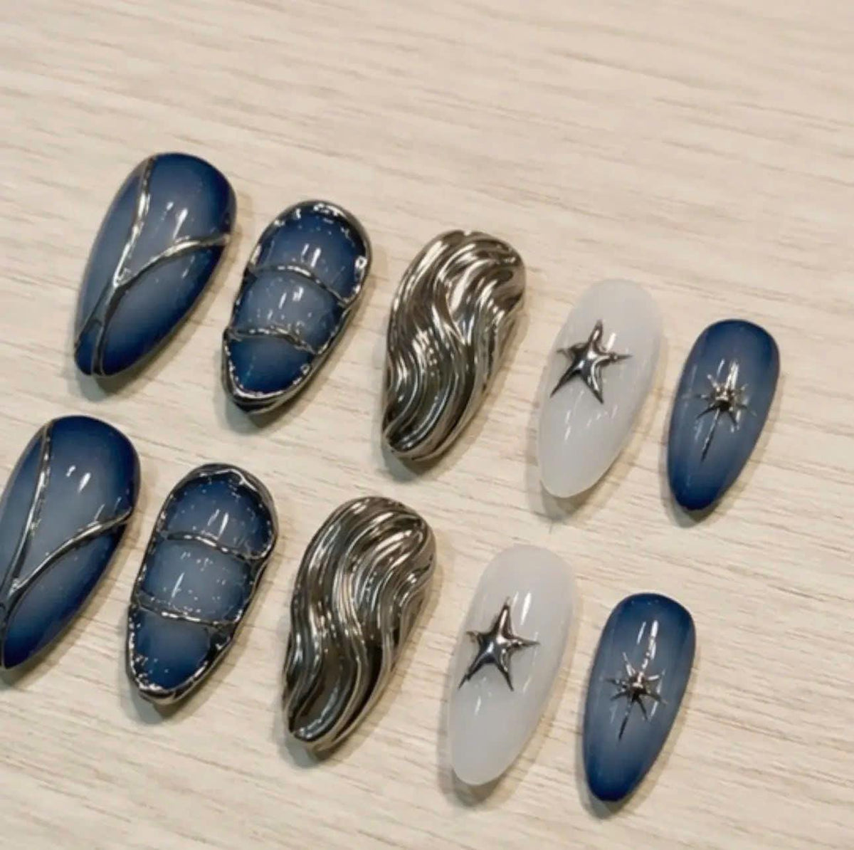 Blue Chrome Press-On Nails – 3D Star Almond – Y2K Metallic
