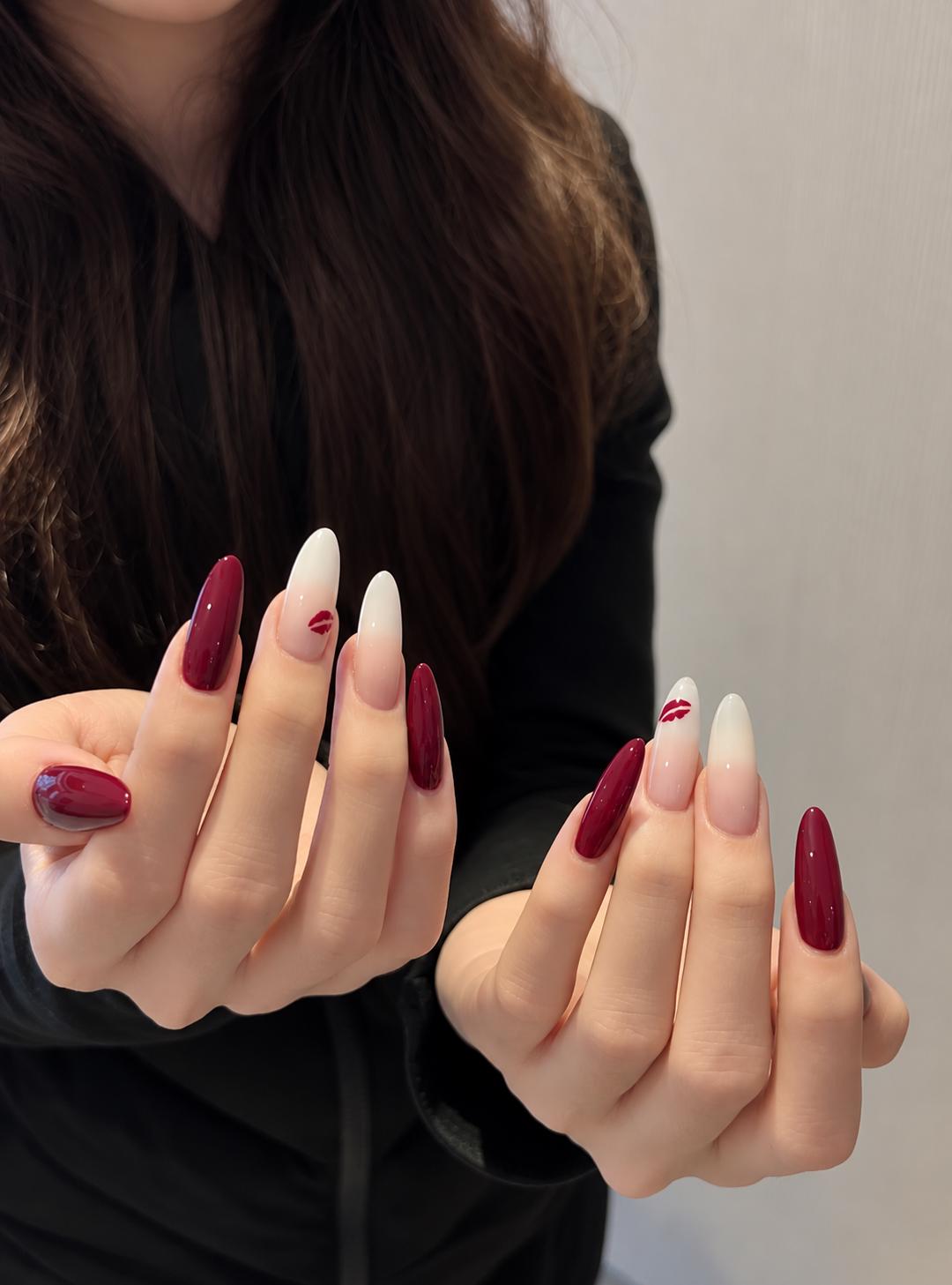 Burgundy Press-On Nails – Nude Ombre Almond – Red Lip Kiss Details