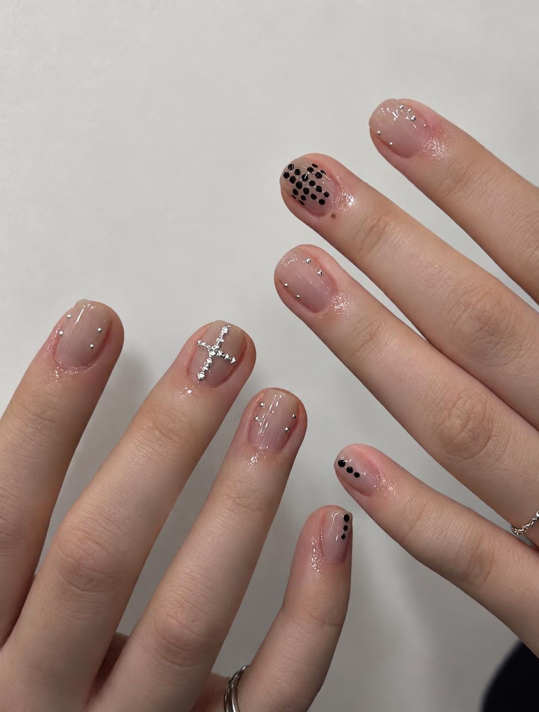 Minimalist Nude Press-On Nails – Black Polka Dot – Silver Stud Details