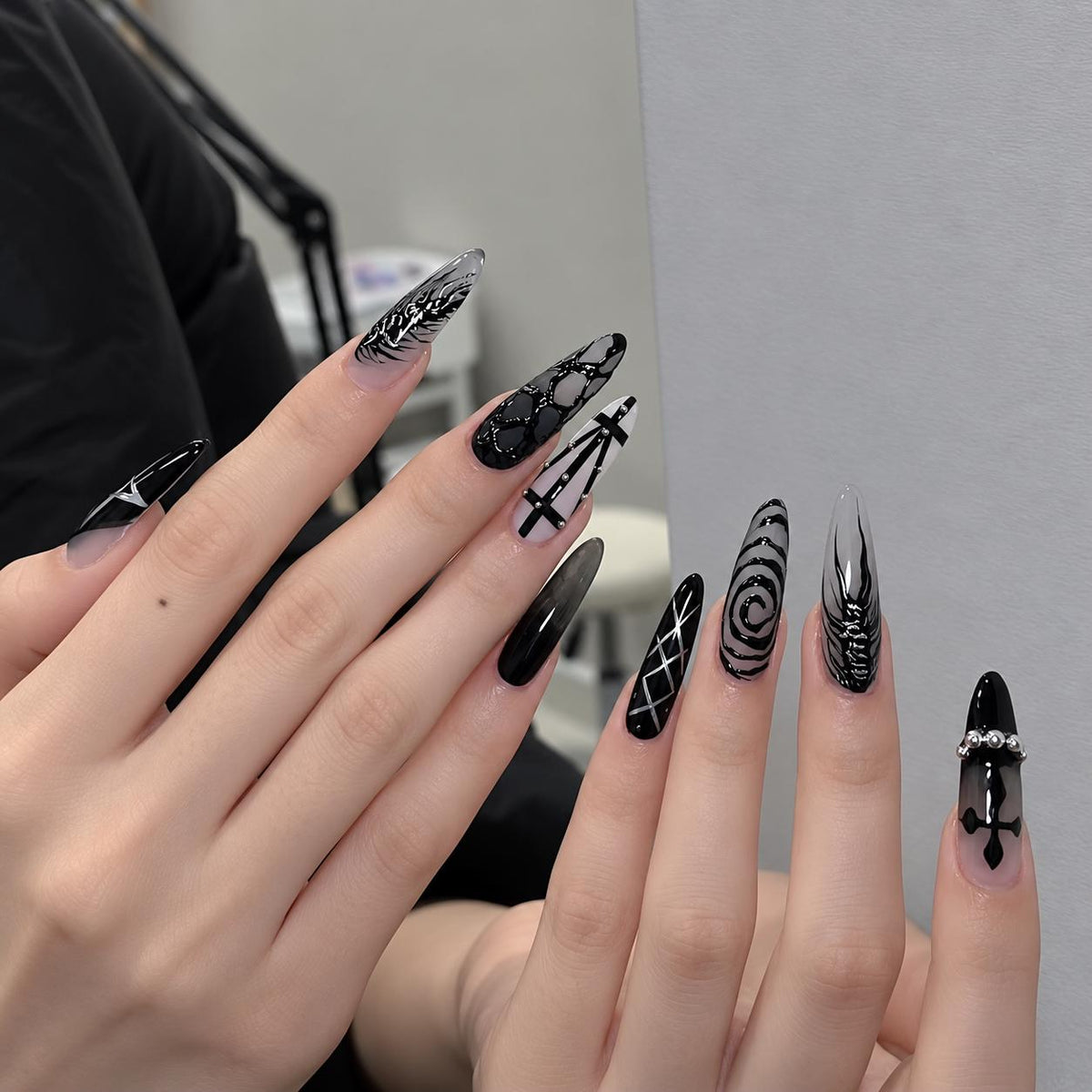 Y2K Black Press-On Nails – Gothic Chrome Details – Cyber Tribal