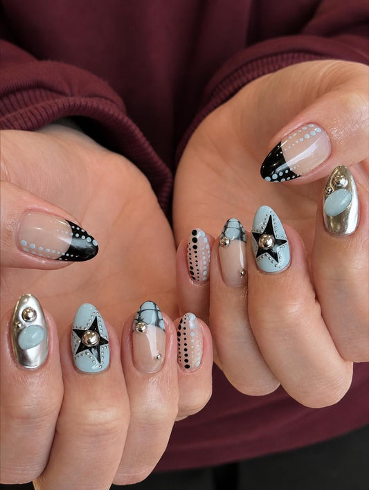 Y2K Press-On Nails – Blue Star – Silver Chrome