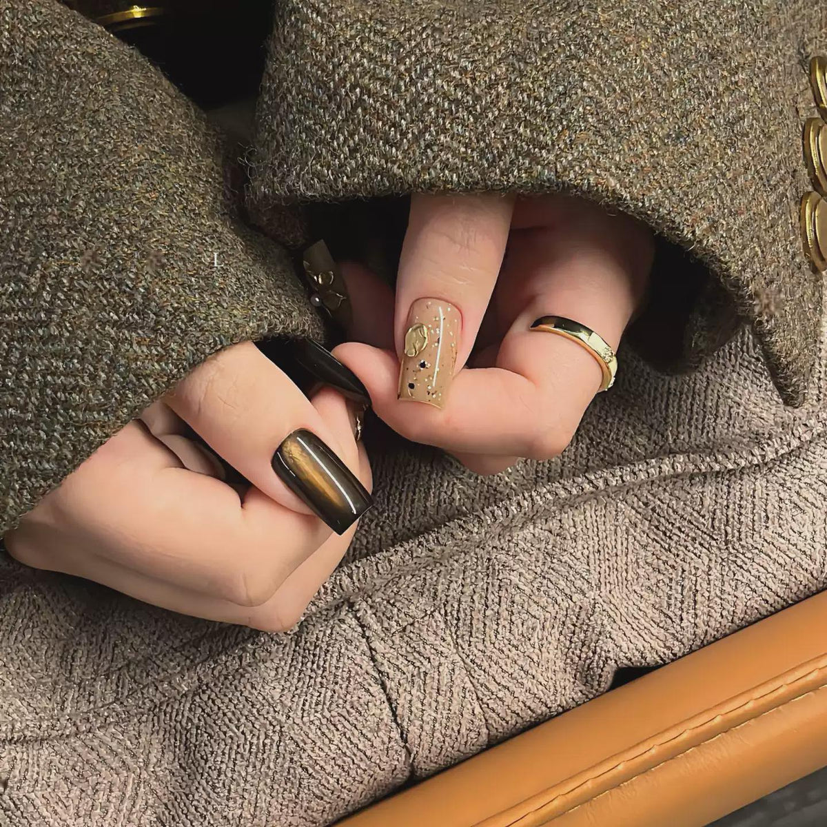 Brown Press-On Nails – Gold 3D Floral – Dark Brown Coffin
