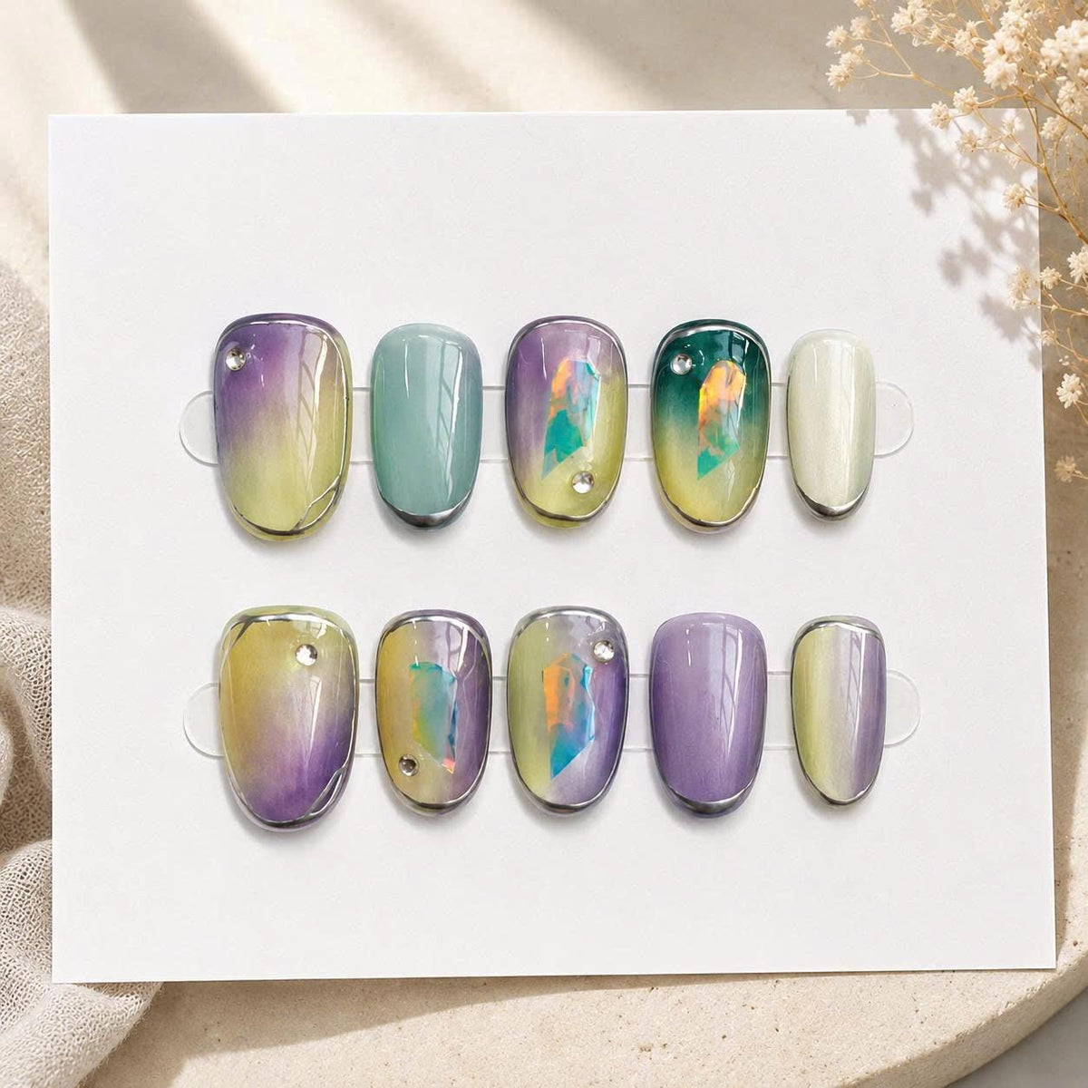 Pastel Cat Eye Press-On Nails – Aurora Gradient Short Oval – Silver Chrome Iridescent