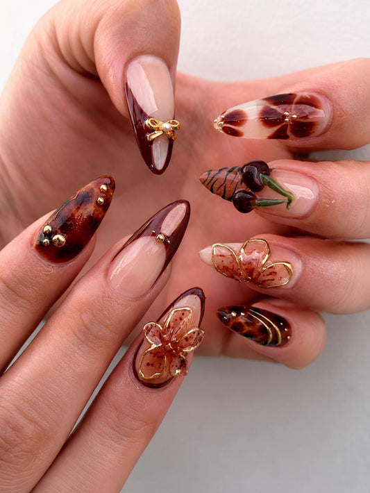 Tortoise Shell Press-On Nails – 3D Floral – Almond