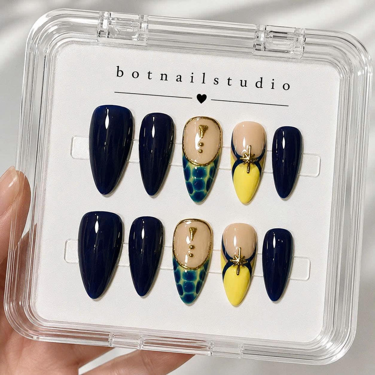 Navy Blue Press-On Nails – Gold Star – Almond