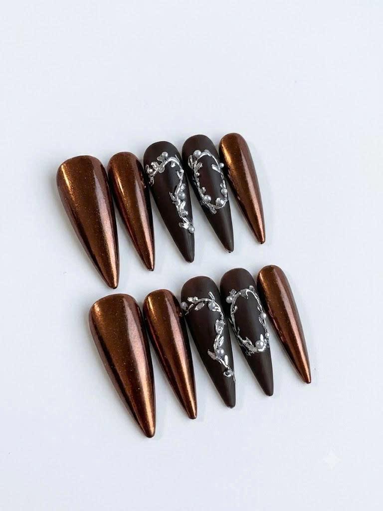 Y2K Copper Chrome Press-On Nails – Silver 3D Details – Gothic Stiletto