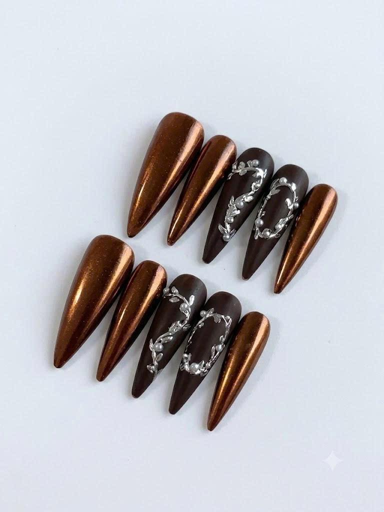 Y2K Copper Chrome Press-On Nails – Silver 3D Details – Gothic Stiletto
