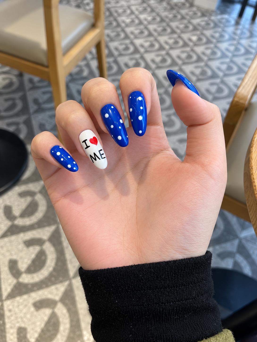 Blue Black Polka Dot Press-On Nails – I Love Me Details – Short Oval