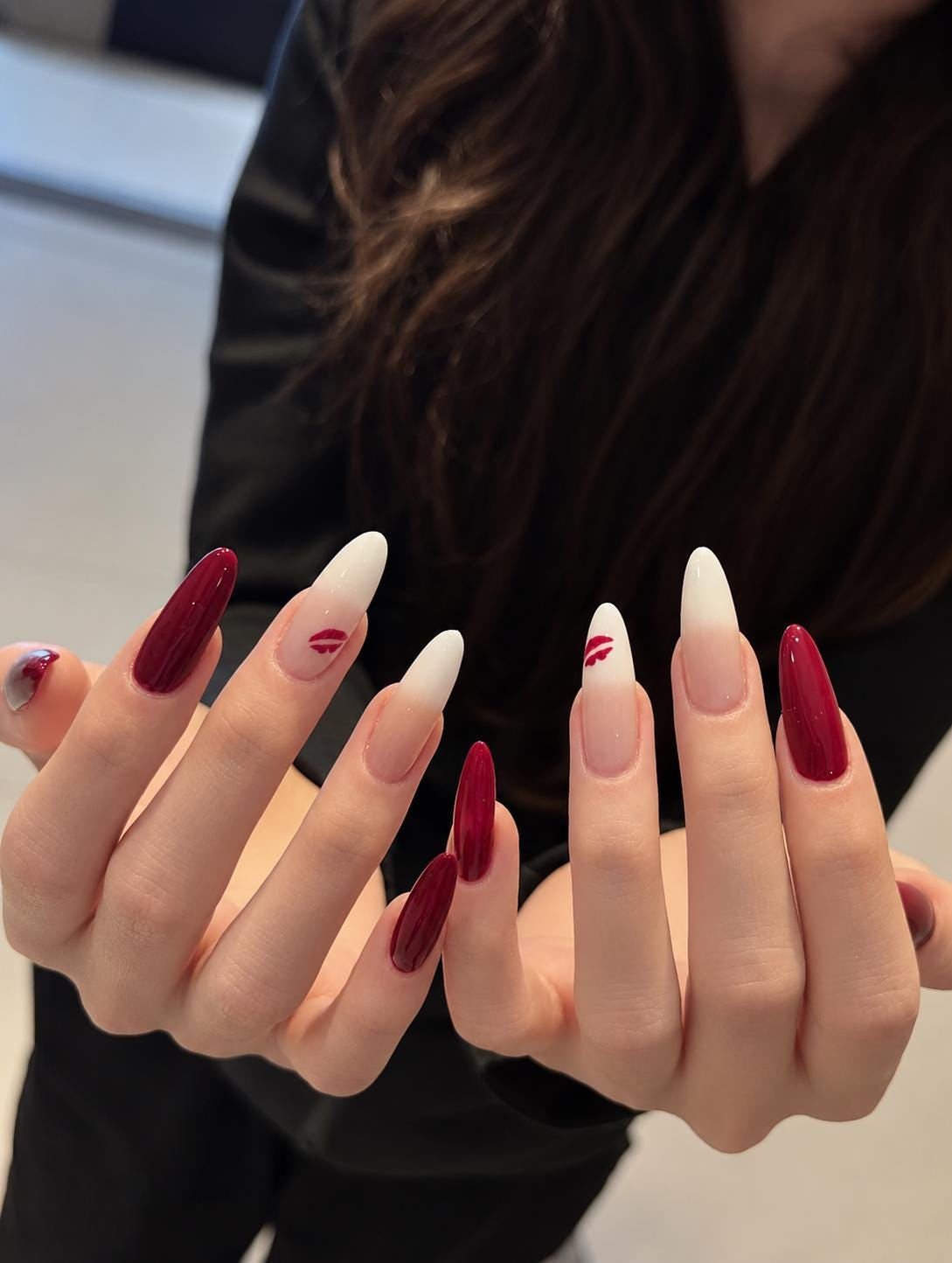 Burgundy Press-On Nails – Nude Ombre Almond – Red Lip Kiss Details