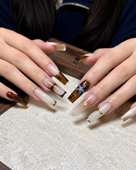 Fall Press-On Nails – Tortoiseshell Brown – Nude Floral Details