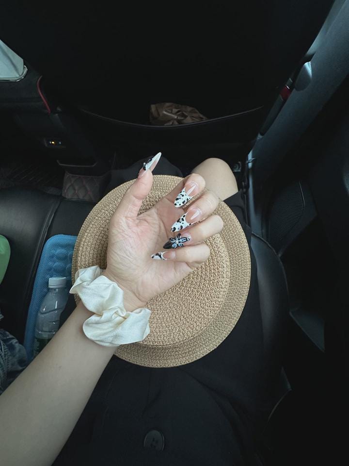 Midnight Butterfly Press-On Nails – Black & White 3D Floral Design