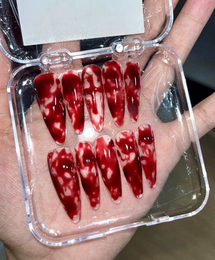 Bloody Nightmare Halloween Press-On Nails – Red Blood Drip Coffin Set