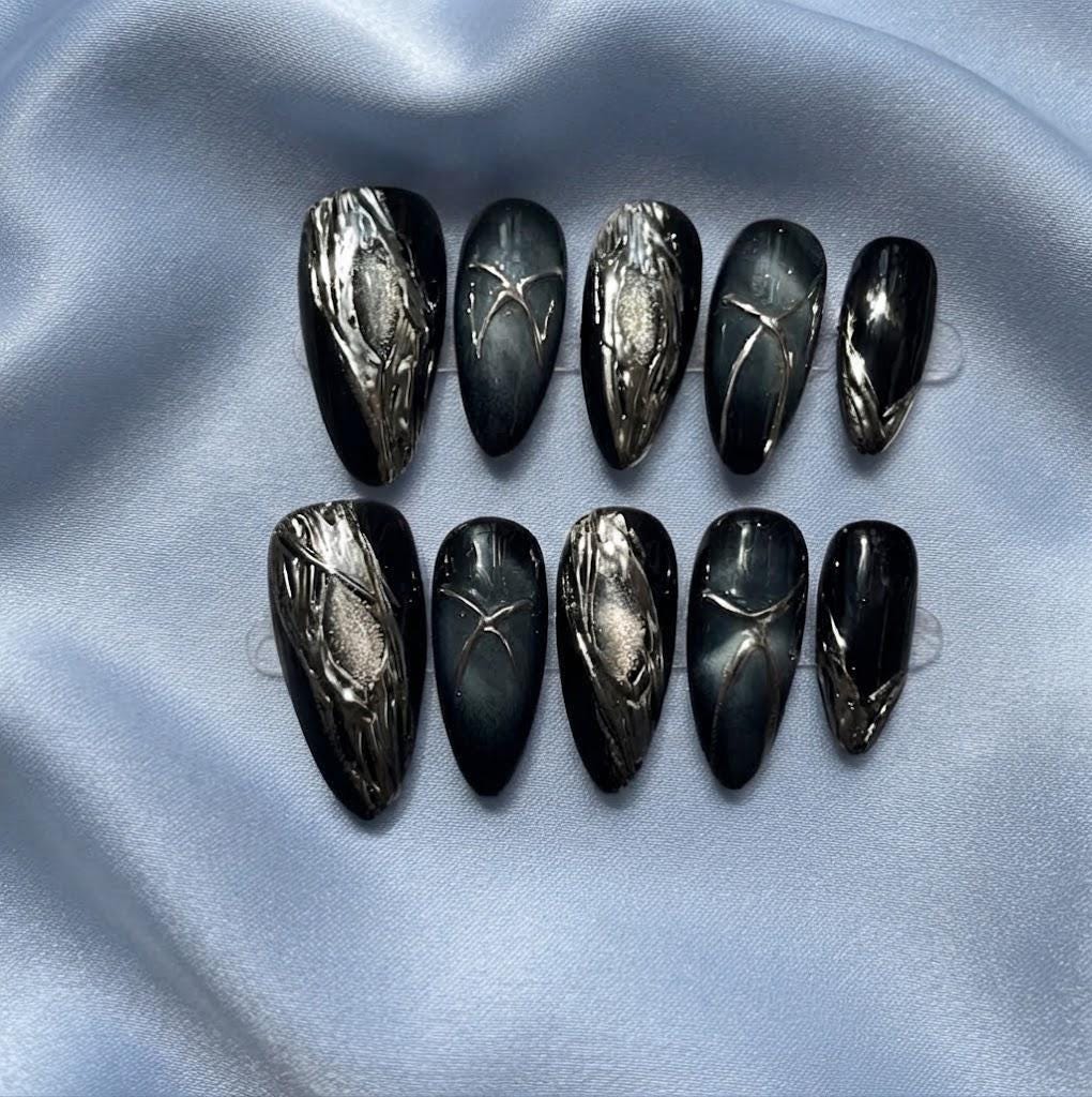 Gothic Press-On Nails – Black & Silver Chrome – Punk Metallic