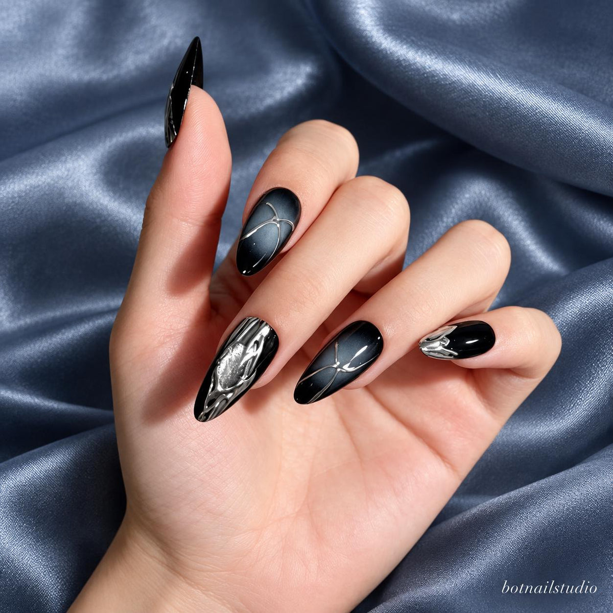Gothic Press-On Nails – Black & Silver Chrome – Punk Metallic