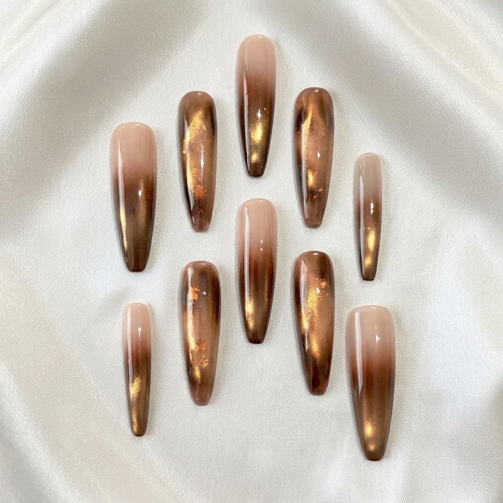 Brown Cat Eye Press-On Nails – Gold Chrome Ombre – Nude Coffin
