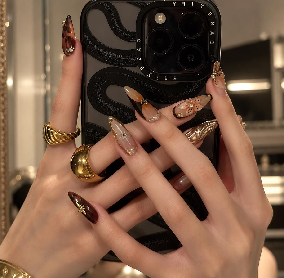 Brown Floral Press-On Nails – Pearl & Gold Vintage – Elegant Nude Stiletto