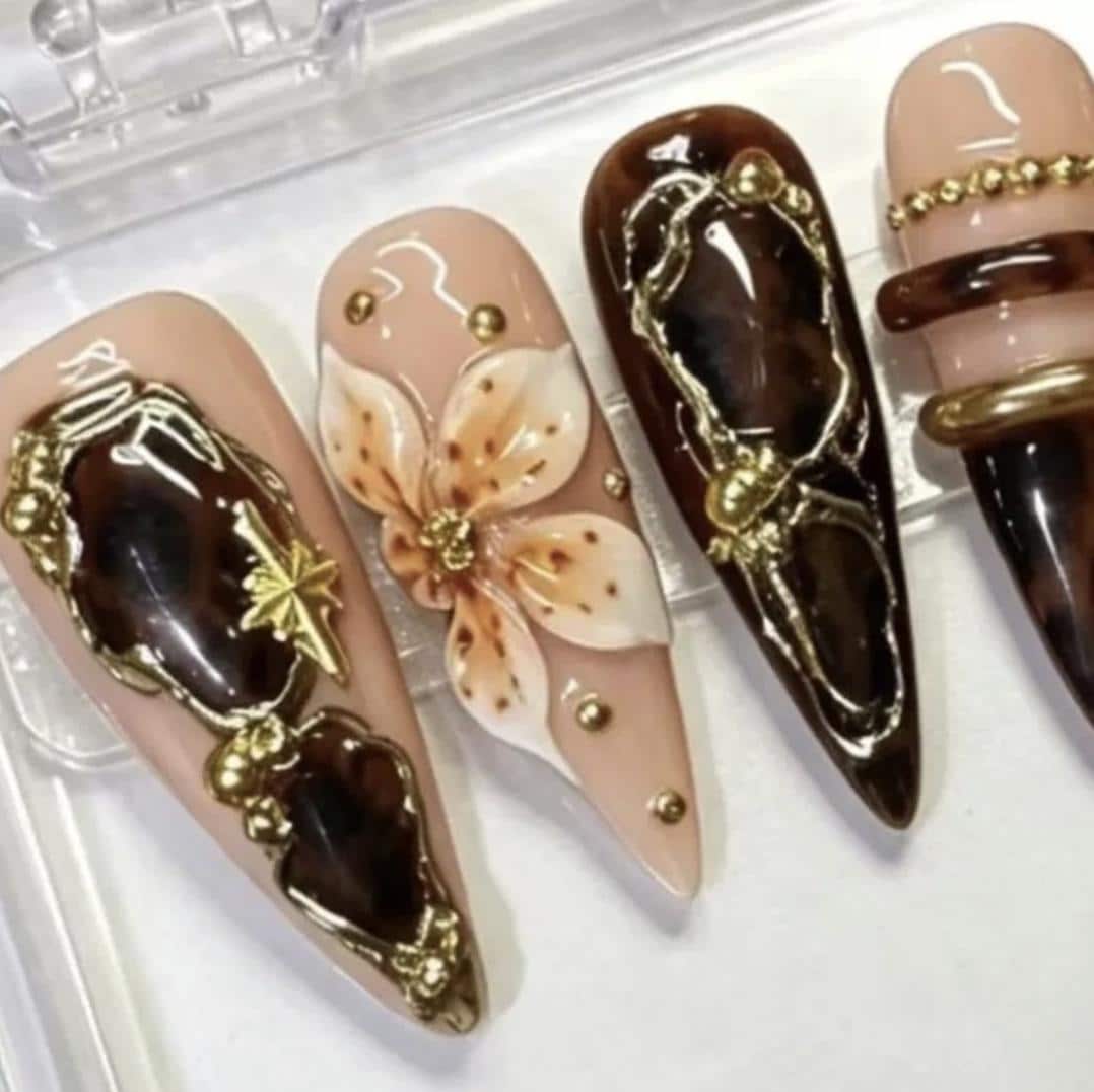 Tortoiseshell Press-On Nails – Brown Gold 3D Floral