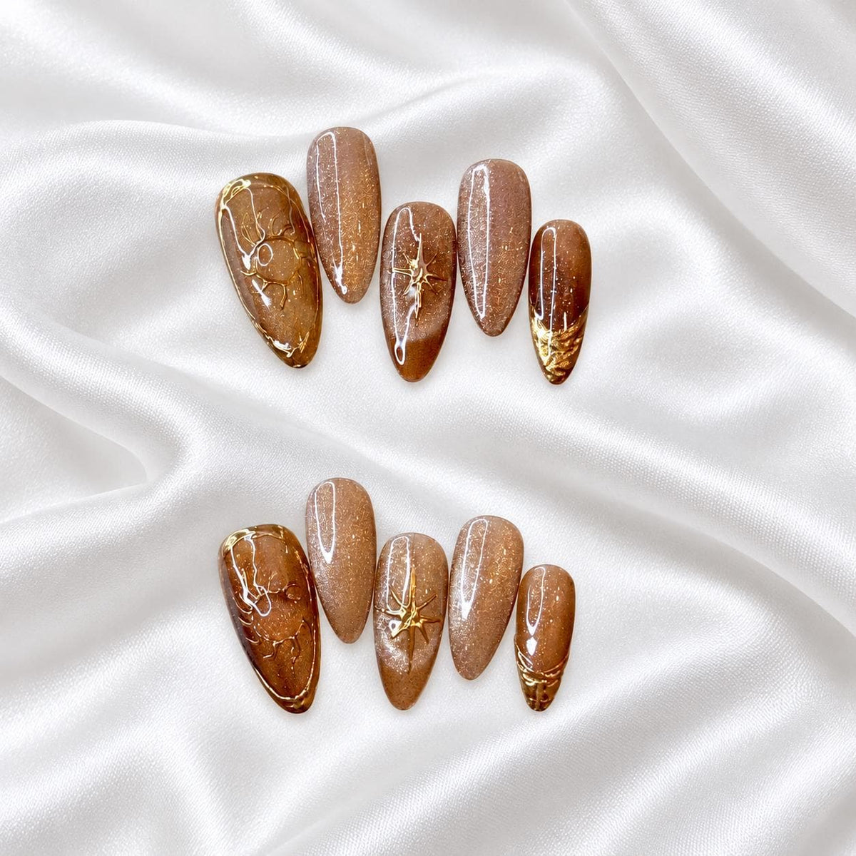 Golden Amber Celestial Press-On Nails – Shimmering Almond