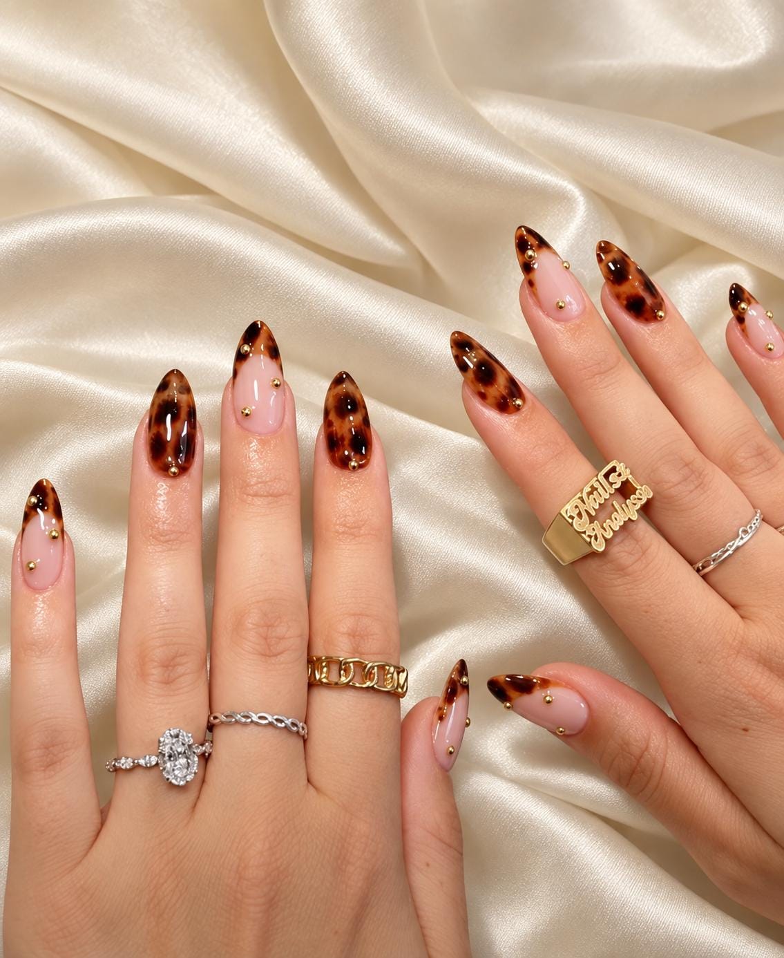 Tortoiseshell Press-On Nails – Blush Pink French Tips – Gold Stud Autumn