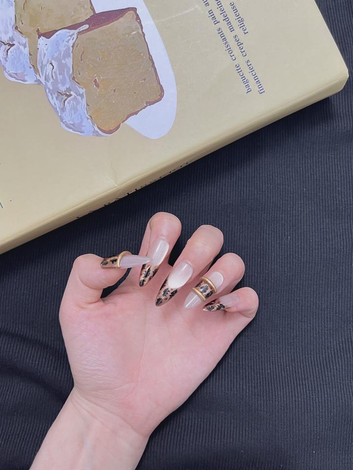 Leopard Press-On Nails – Nude Gold Animal Print – Glam Long Almond