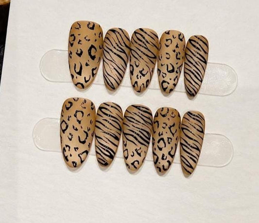 Animal Print Press-On Nails – Leopard and Zebra Patterns – Tan Neutral