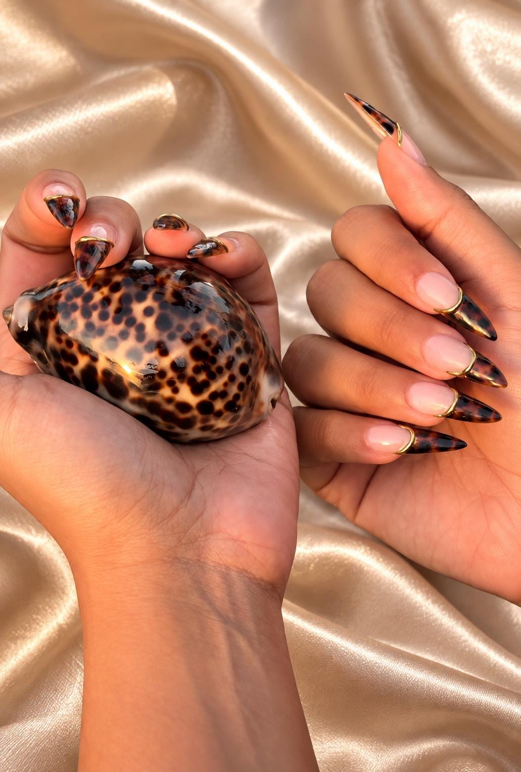 Tortoiseshell French Press-On Nails – Gold Outline – Nude Brown Fall