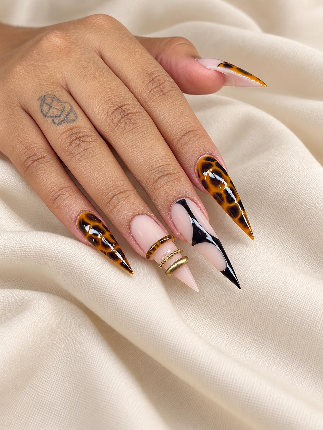 Tortoiseshell Press-On Nails – Extra Long Stiletto – Nude Brown Abstract